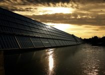 cleaning outdoor solar lights