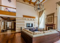 crown molding fireplace mantels
