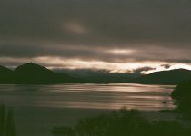 blend dramatic subtle lighting