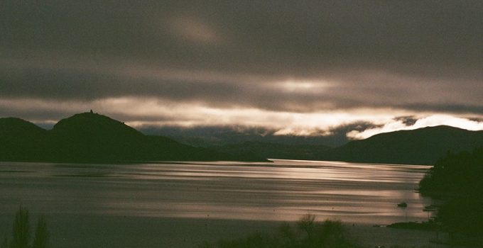 blend dramatic subtle lighting