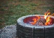 build backyard stone firepit