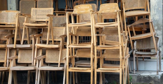 choosing outdoor wicker furniture