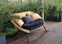 choosing wicker for backyard