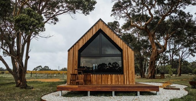 contemporary outdoor deck trends