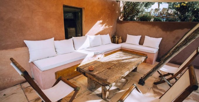 create relaxing outdoor space