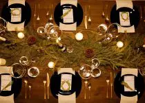 festive holiday table decor