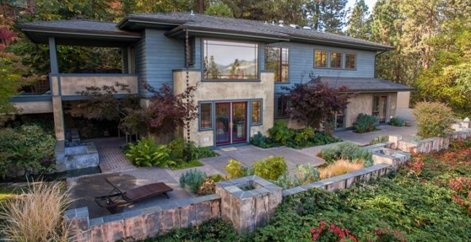 meandering stone path design