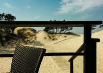 outdoor wicker bench styling