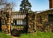 perfect stones for entryway