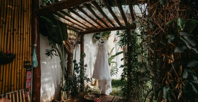 stylish backyard privacy wall