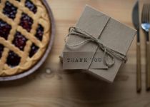 stylish cake paper wraps