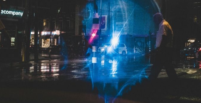 utilizing spotlights effectively outdoors