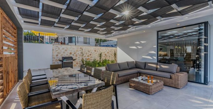 wicker enhances modern outdoor