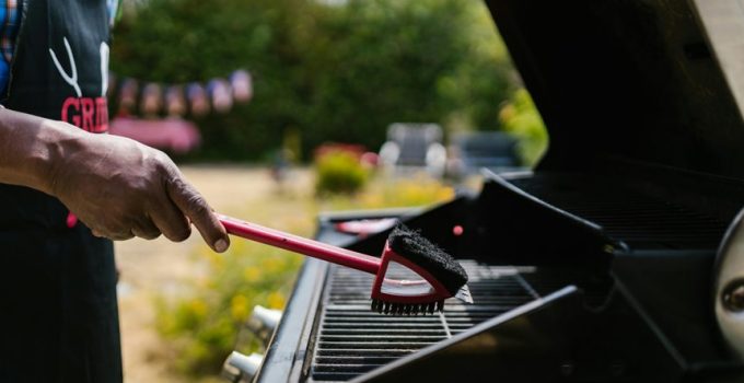 clean outdoor kitchen grills