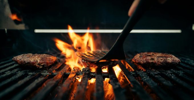 cleaning porcelain grill grates