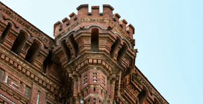 exterior stone over brick