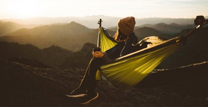 ideal hammock stand height