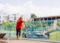 maintain retractable glass walls