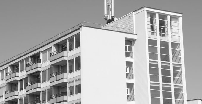 outdoor tv viewing angles