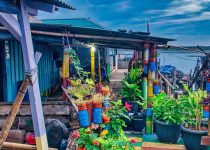 popular rustic deck colors